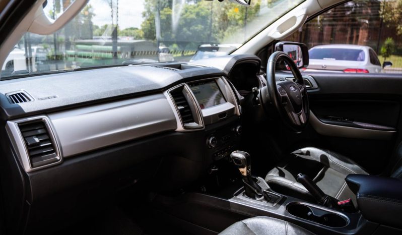 
								Ford Everest 2.0Bi-Turbo XLT full									