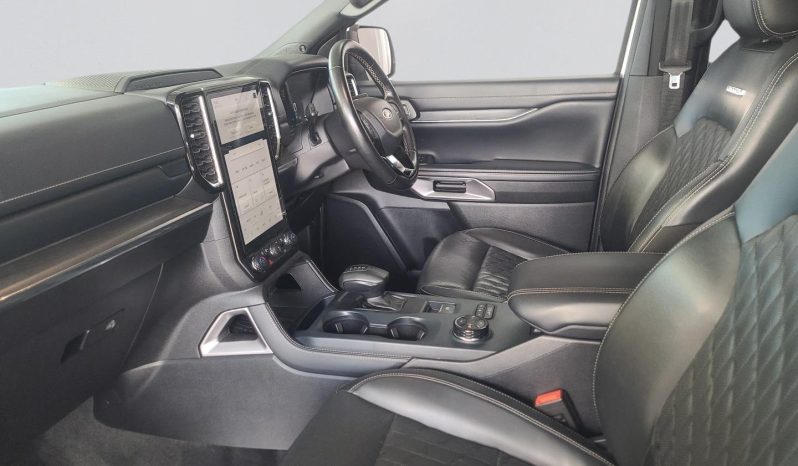 
								Ford Everest 3.0L PLATINUM 10AT 4WD full									