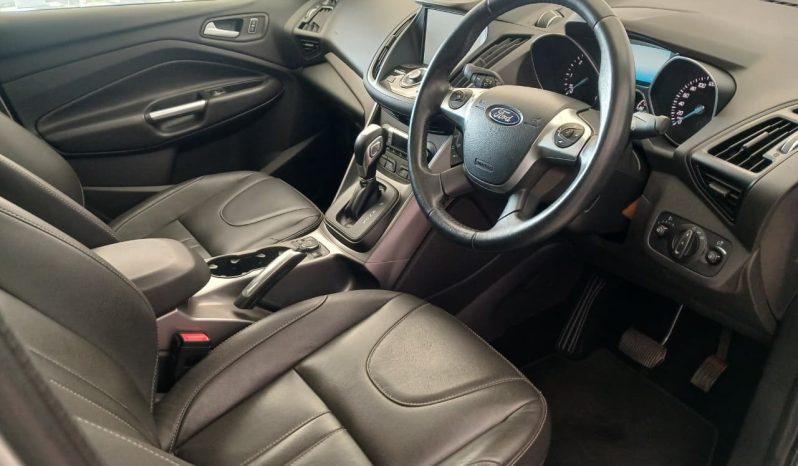 
								Ford Kuga 2.0 TDCI Trend Powershift 6AT AWD full									