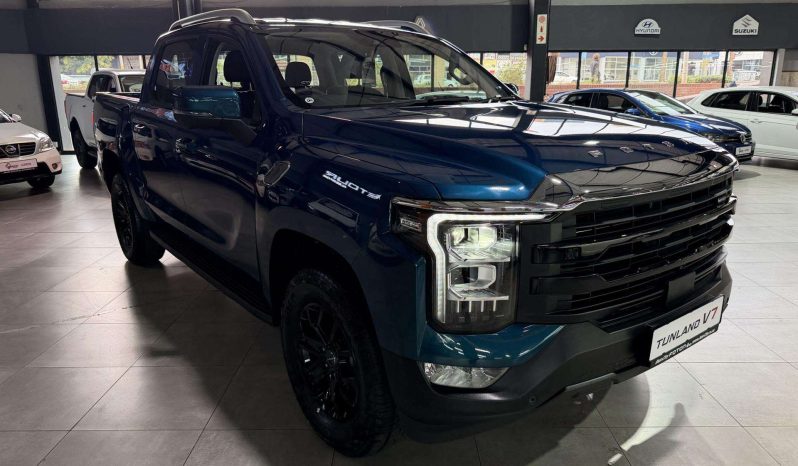 
								FOTON TUNLAND TUNLAND 2.0D V7 VLX A/T P/U D/C full									