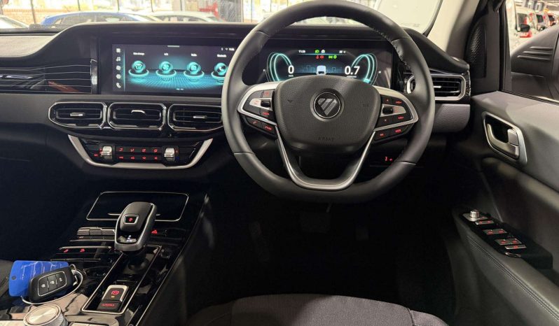 
								FOTON TUNLAND TUNLAND 2.0T G7 ELITE A/T P/U D/C full									