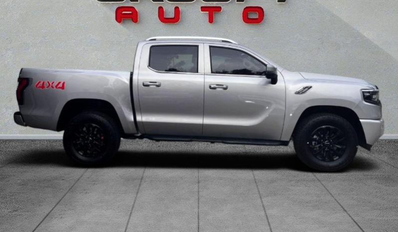 
								Foton Tunland V9 2.0D Ltd D Cab 4X4 At full									