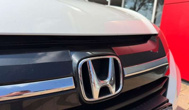 
								Honda Hr-V 1.8 Elegance Cvt full									