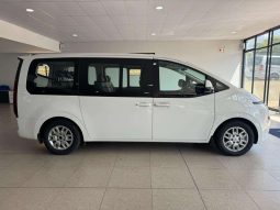
										Hyundai H-1/STARIA STARIA 2.2D EXECUTIVE A/T full									