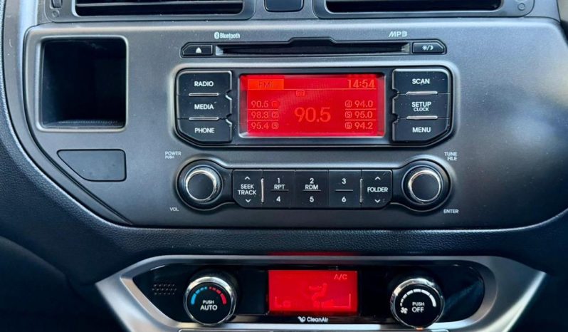 
								Kia Rio 1.4 Tec 5-Door At full									
