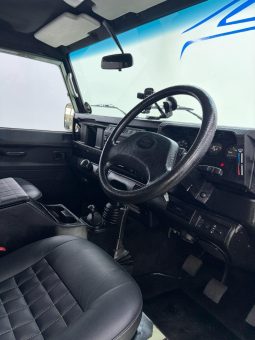 
										Land Rover Defender 110 2.5 Td5 D/cab full									