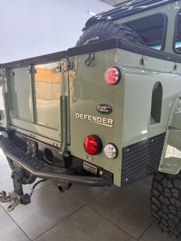 
										Land Rover Defender 110 2.5 Td5 D/cab full									