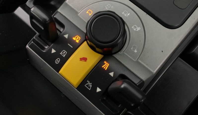 
								Land Rover Discovery 3 2.7 Tdv6 Hse Commandshift full									