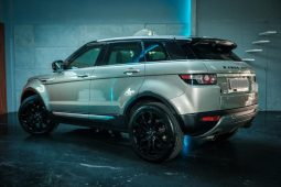 
										Land Rover Range Rover Evoque 2.0 Si4 Dynamic full									
