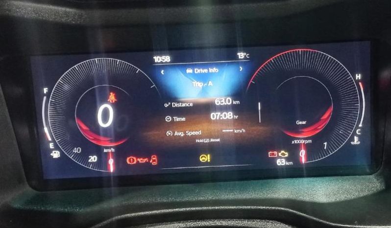 
								Mahindra XUV 3X0 1.2 AX5 MT full									