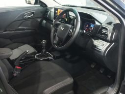 
										Mahindra XUV 3X0 1.2 AX5 MT full									