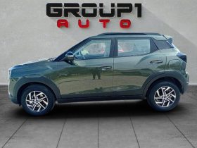 Mahindra XUV 3X0 1.2 AX5 MT