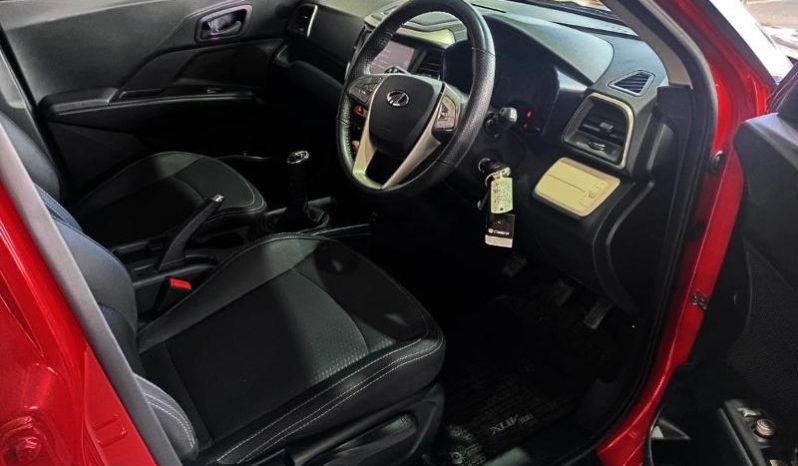 
								Mahindra Xuv300 1.5D W6 full									