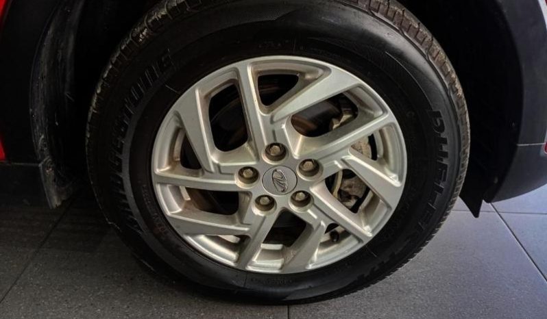 
								Mahindra Xuv300 1.5D W6 full									