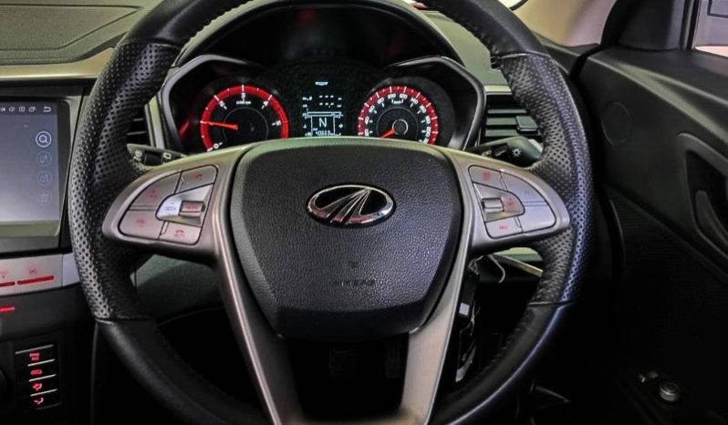 
								Mahindra Xuv300 1.5D W6 full									