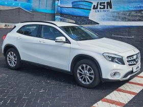 Mercedes Benz Gla Gla 200 7G-Dct