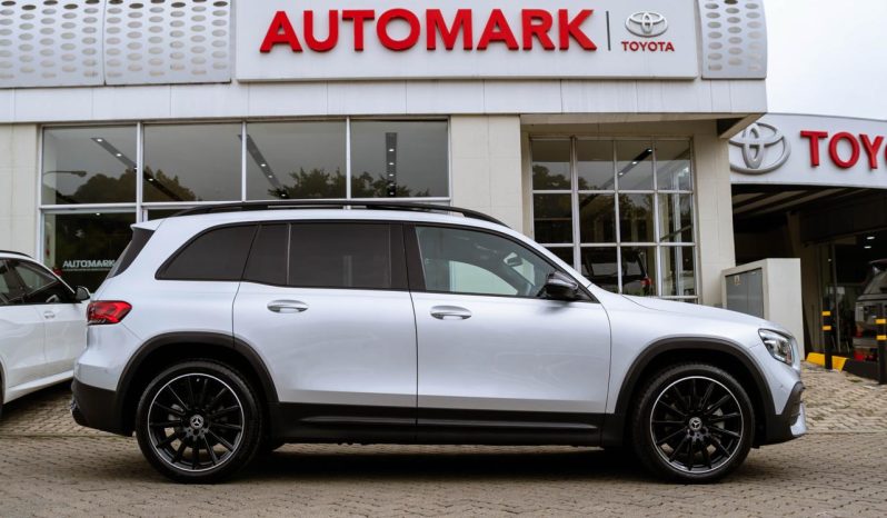
								Mercedes-Benz GLB GLB250 AMG Line full									