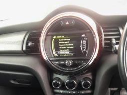 
										MINI Hatch 3-Door Cooper full									