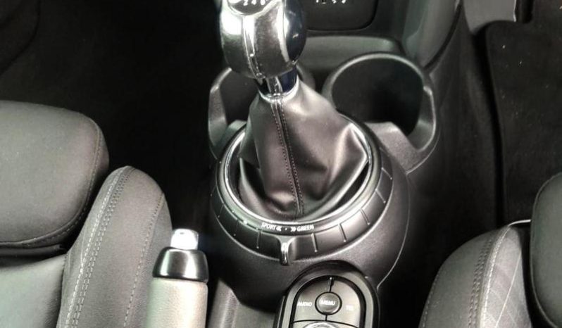 
								MINI Hatch 3-Door Cooper full									