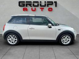 
										MINI Hatch 3-Door Cooper full									