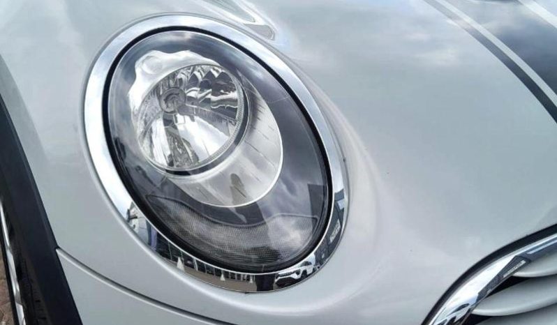 
								MINI Hatch 3-Door Cooper full									