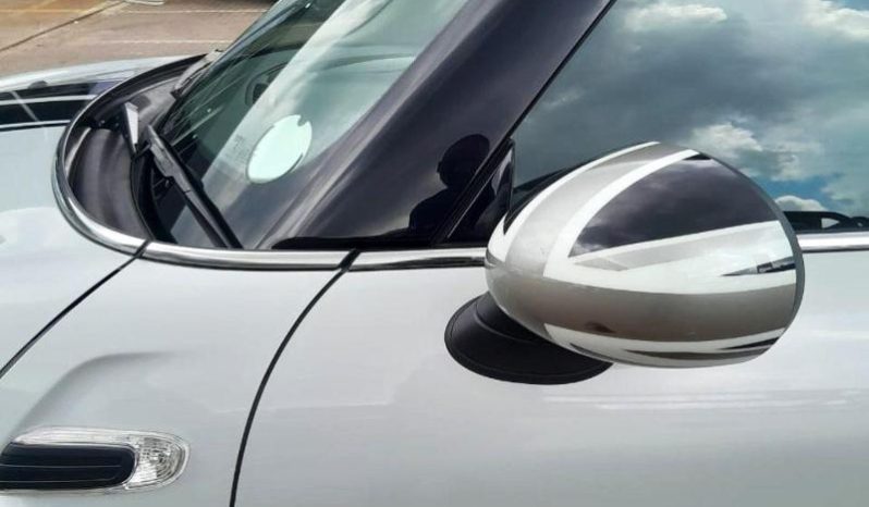 
								MINI Hatch 3-Door Cooper full									