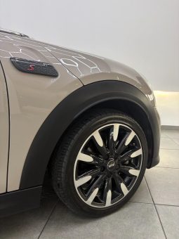 
										MINI Hatch 3-Door Cooper S full									
