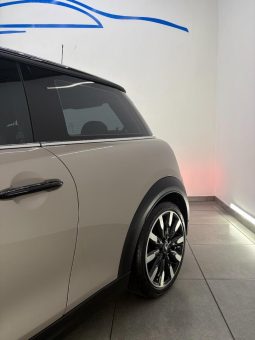 
										MINI Hatch 3-Door Cooper S full									
