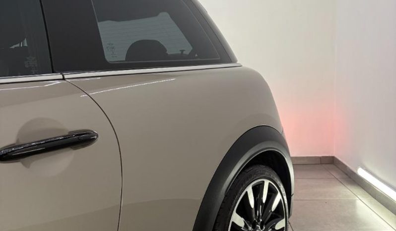 
								MINI Hatch 3-Door Cooper S full									