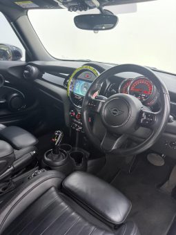 
										MINI Hatch 3-Door Cooper S full									