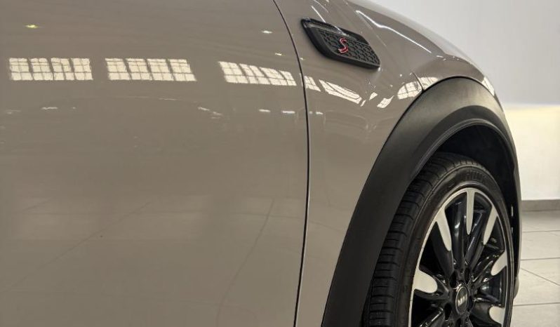 
								MINI Hatch 3-Door Cooper S full									