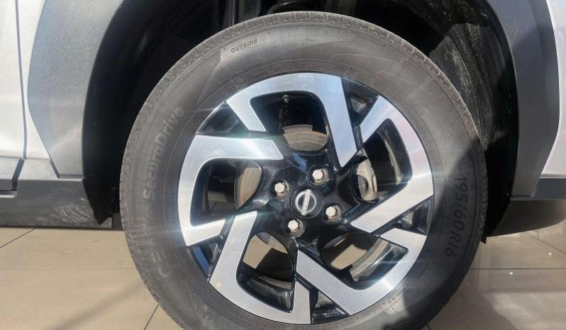 
								Nissan Magnite 1.0 Acenta Plus Oled full									