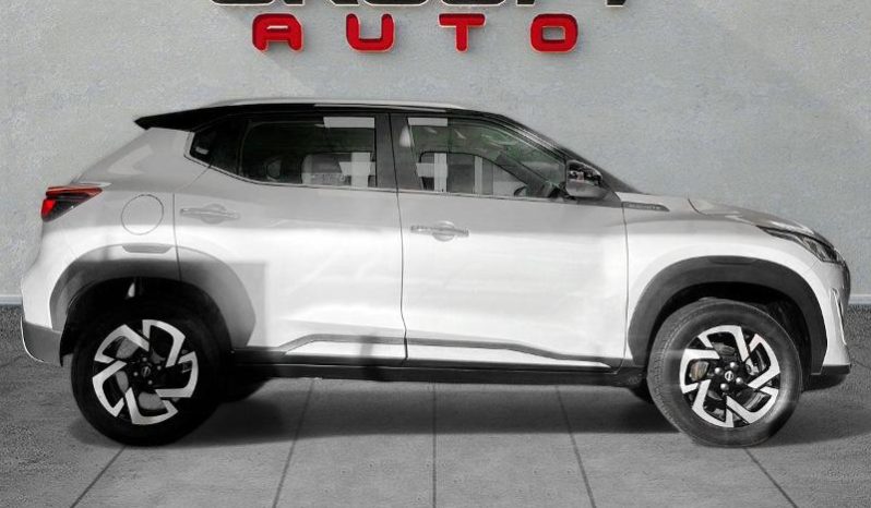 
								Nissan Magnite 1.0 Acenta Plus Oled full									
