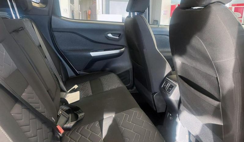 
								Nissan Magnite 1.0 Acenta Plus Oled full									