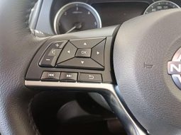 
										Nissan Navara 2.5D Le D Cab At full									