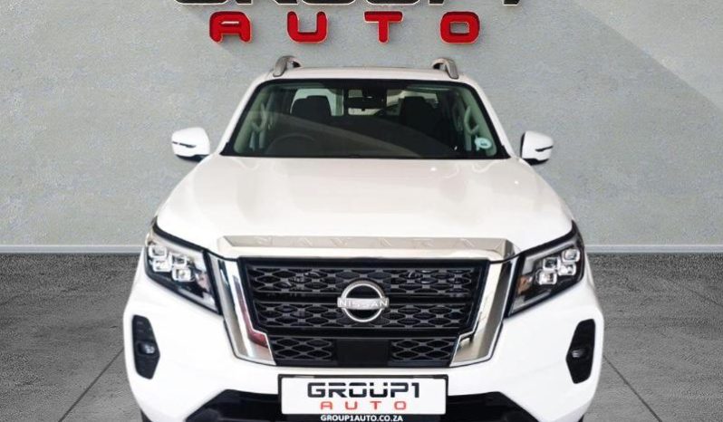 
								Nissan Navara 2.5D Le D Cab At full									