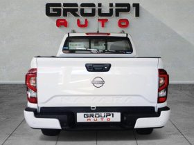 Nissan Navara 2.5D Le D Cab At