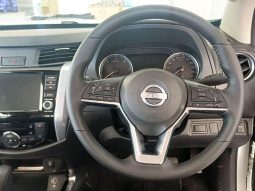 
										Nissan Navara 2.5D Le D Cab At full									