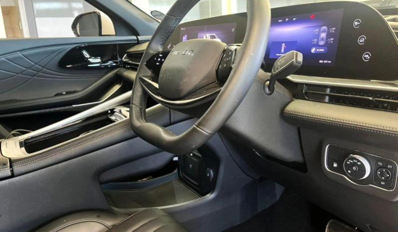 
								OMODA C9 1.5T Phev Awd full									