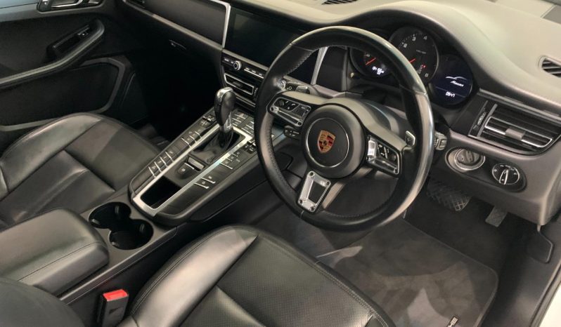 
								Porsche Macan 2.0 Pdk full									