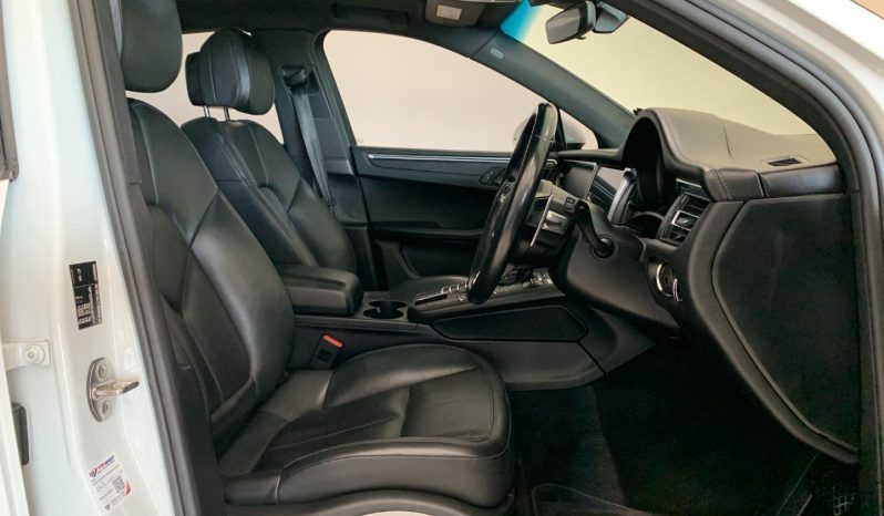 
								Porsche Macan 2.0 Pdk full									