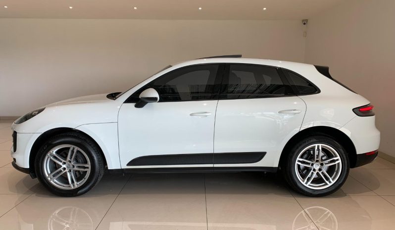 
								Porsche Macan 2.0 Pdk full									