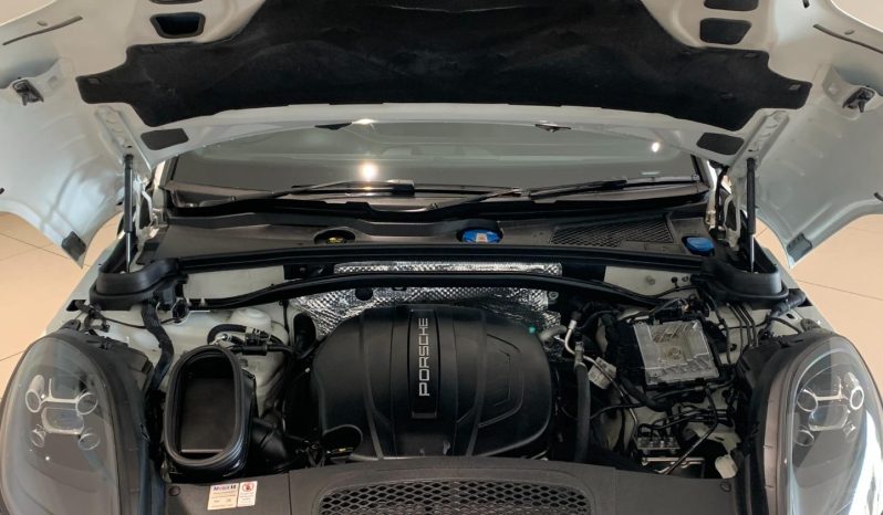 
								Porsche Macan 2.0 Pdk full									