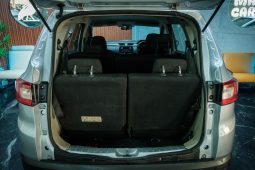
										Renault Triber 1.0 Life full									