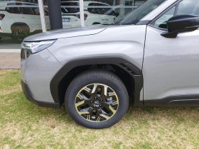 Subaru Forester 2.5 Field Cvt