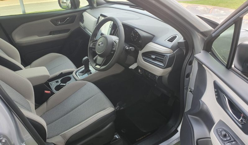 
								Subaru Forester 2.5 Touring Cvt full									