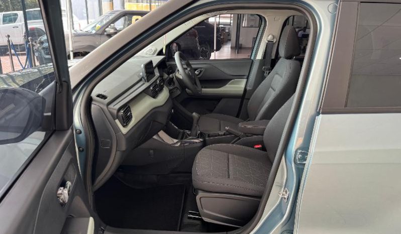 
								Tata Punch 1.2 Adventure Plus S full									
