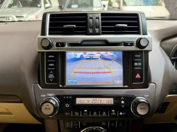 
										Toyota Prado 4.0 V6 Vx At full									