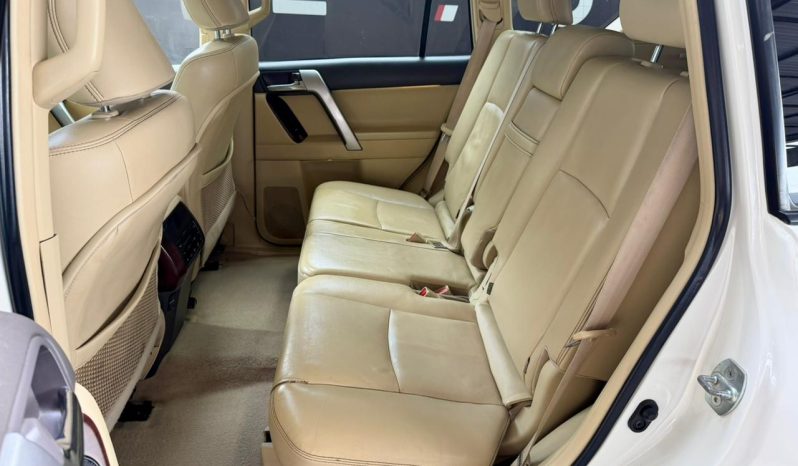 
								Toyota Prado 4.0 V6 Vx At full									