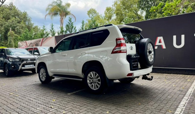 
								Toyota Prado 4.0 V6 Vx At full									